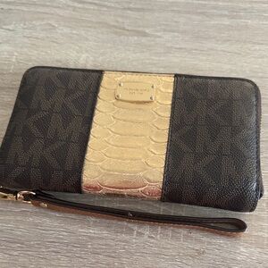 Michael Kors Black and Gold Textured Clutch